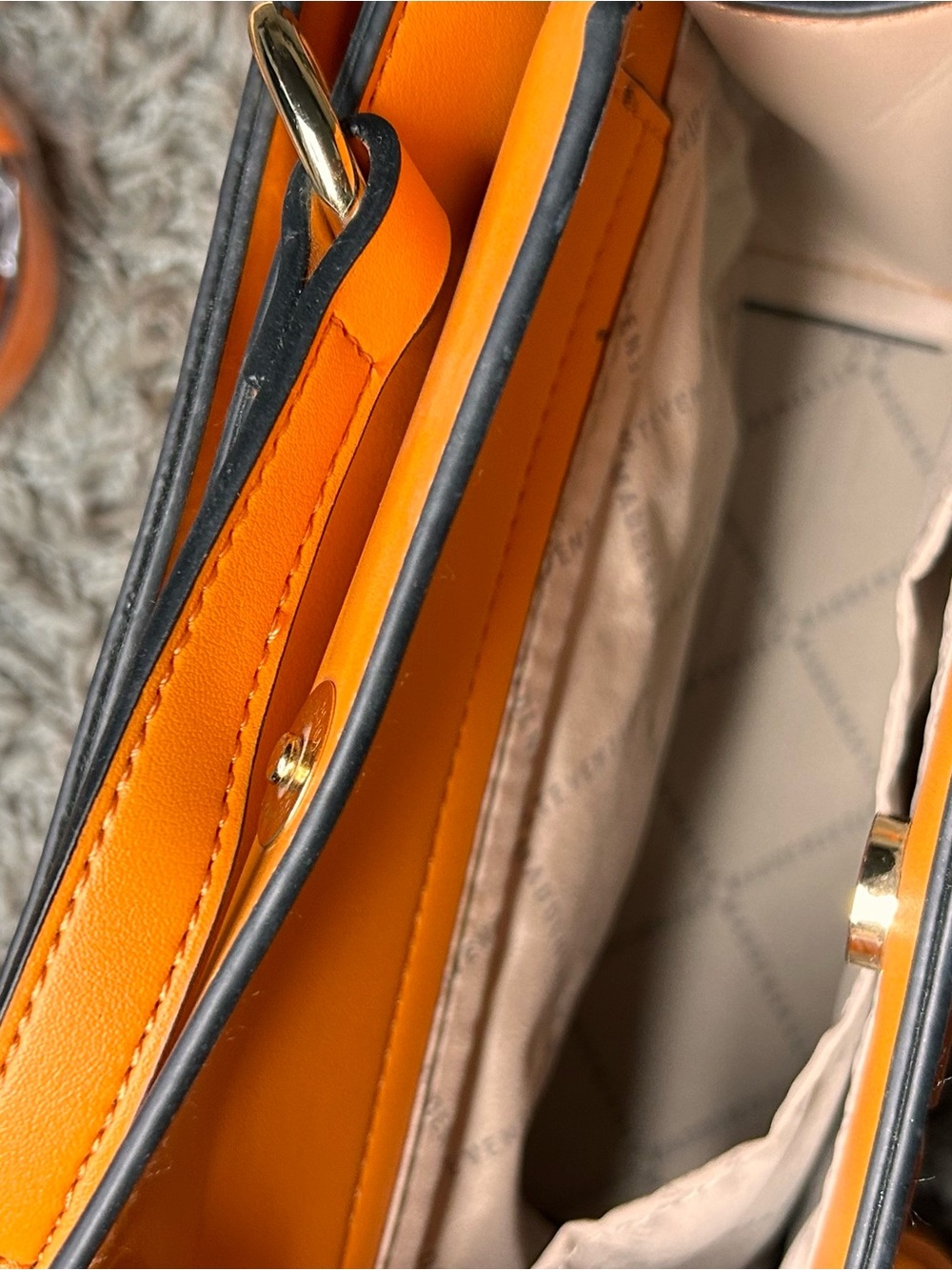 Steve Madden Orange Embossed Logo Crossbody Bag - Picture 6 of 11